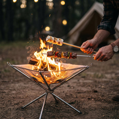 Cuisson au feu sur le brasero portable, brochettes, Azeniah