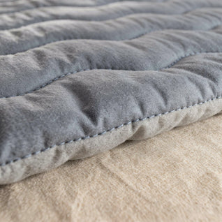 Couette d'Été Légère Matelassée, Réversible Lavable | Douvane
