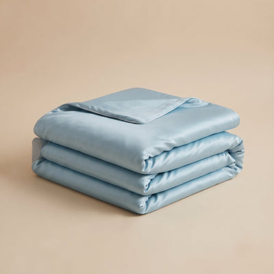 Couverture rafraîchissante Bleu Glacier pliée, packshot