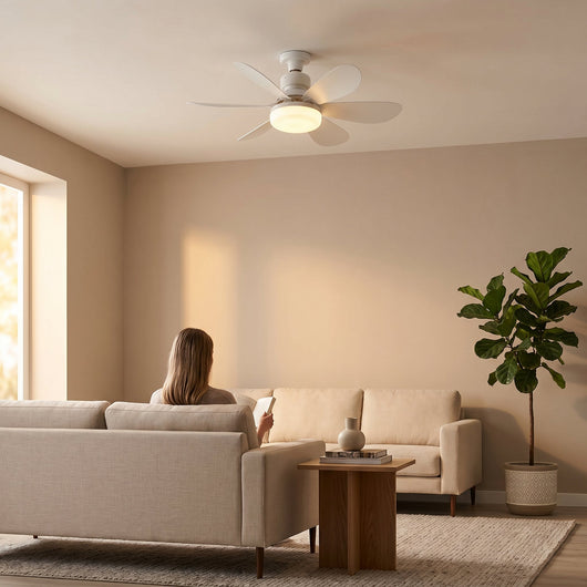 Plafonnier ventilateur LED Yselia dans un salon