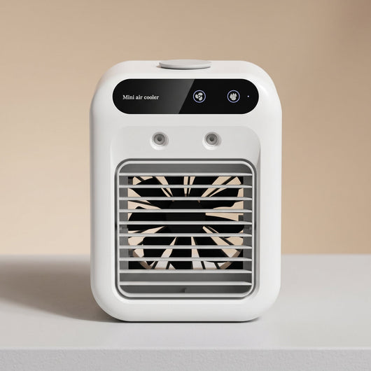 Rafraîchisseur d'air portable Ivelys sur fond beige